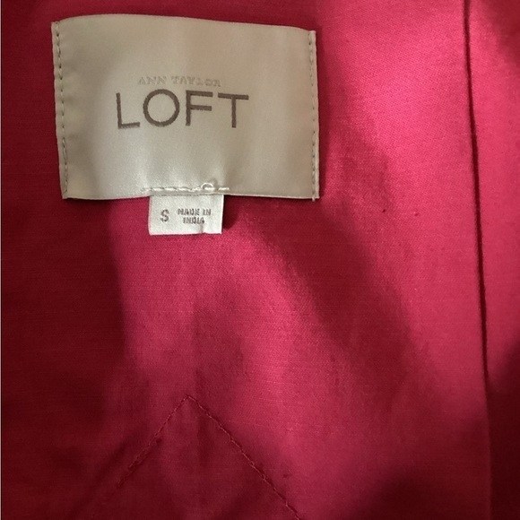 Ann Taylor LOFT cropped trench coat - Picture 6 of 8